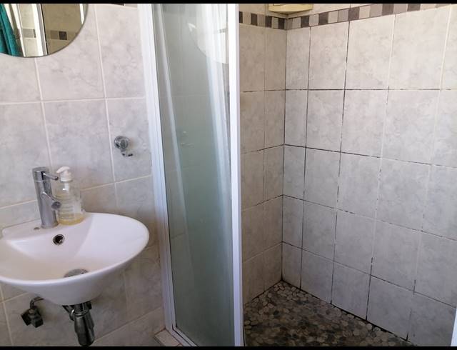 3 BEDROOM HOUSE FOR SALE IN GEELHOUTPARK